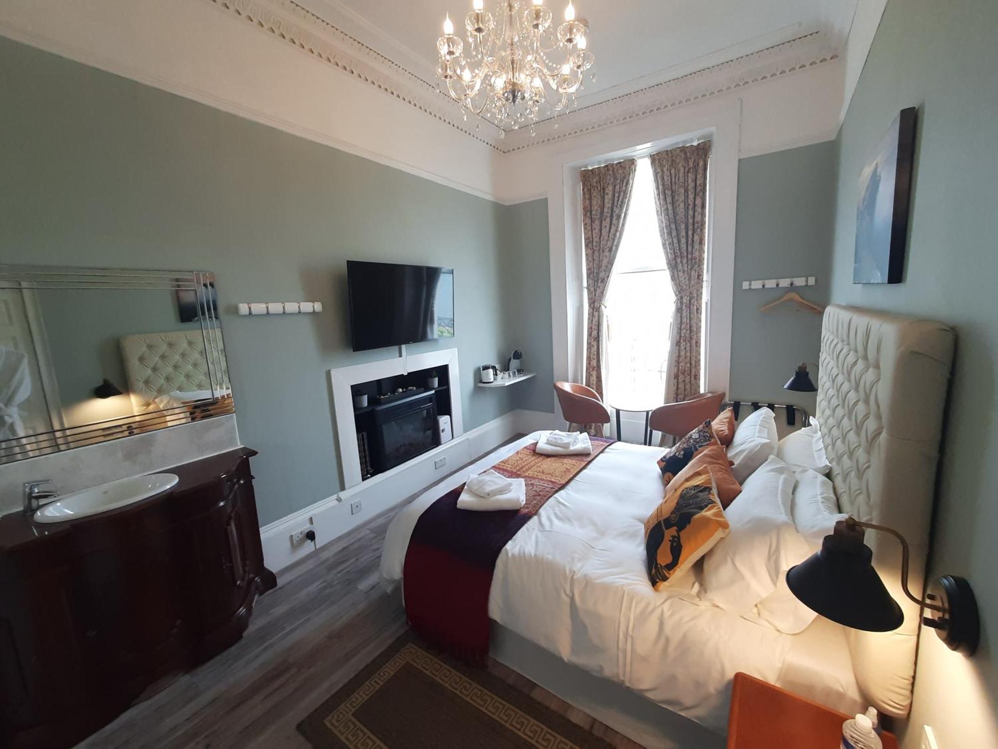 Highlander House Boutique Hotel Rothesay Exterior foto